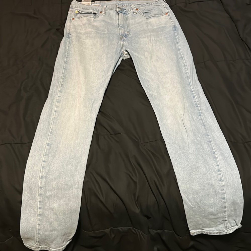Levi Jean